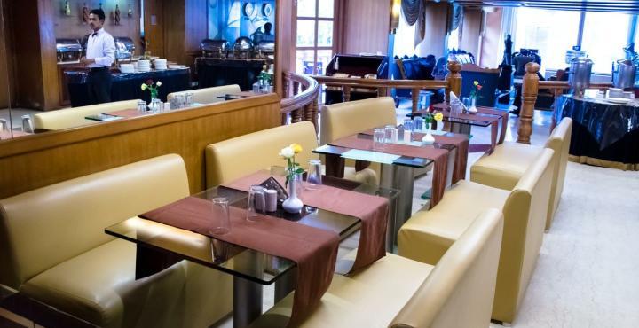 העיר בנגלור The Shelton Grand Hotel מראה חיצוני תמונה